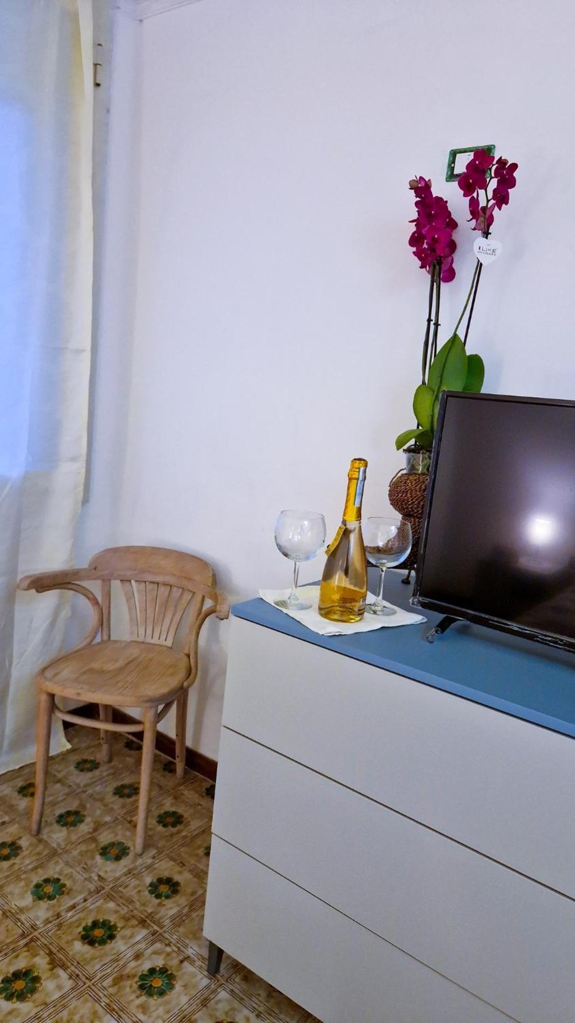 Wine House Bed & Breakfast Capannori Ngoại thất bức ảnh